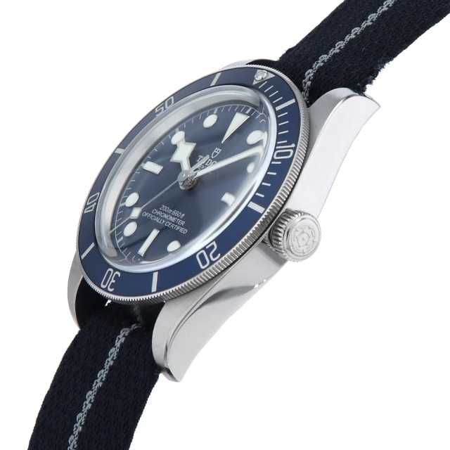 チューダー ブラックベイ 79030B メンズ 中古
