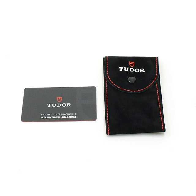 チューダー ブラックベイ 79030B メンズ 中古
