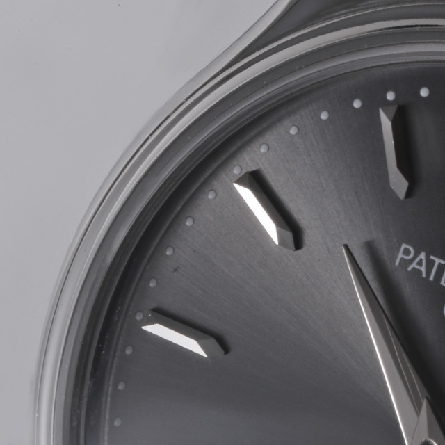 3923A グレー PATEK PHILIPPE（パテックフィリップ）カラトラバ 日本
