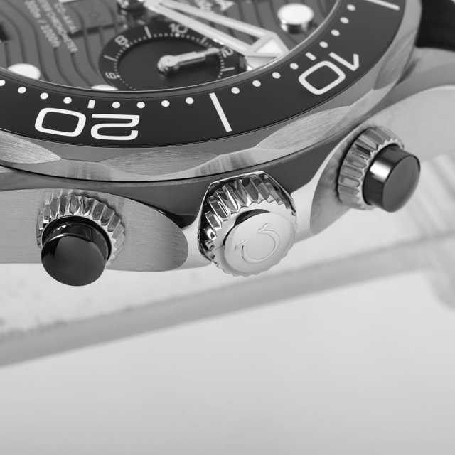 210.32.44.51.01.001 ブラック OMEGA（オメガ）シーマスター ダイバー