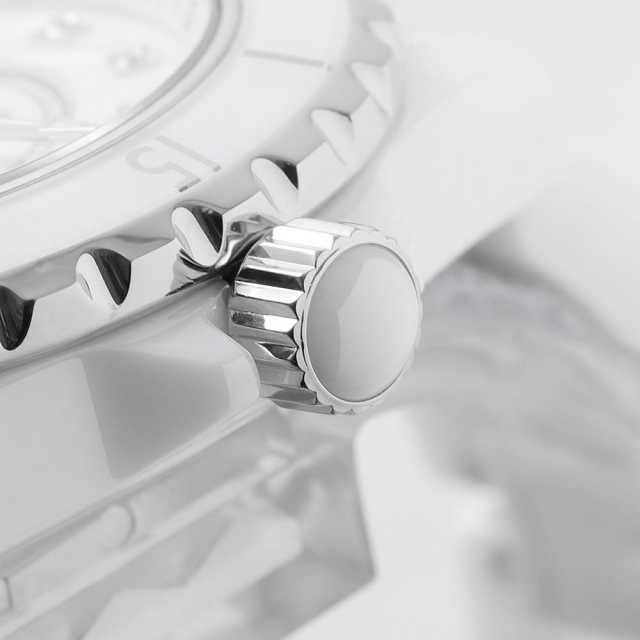 H1628 ホワイト CHANEL（シャネル）J12 白セラミック 12Pダイヤ