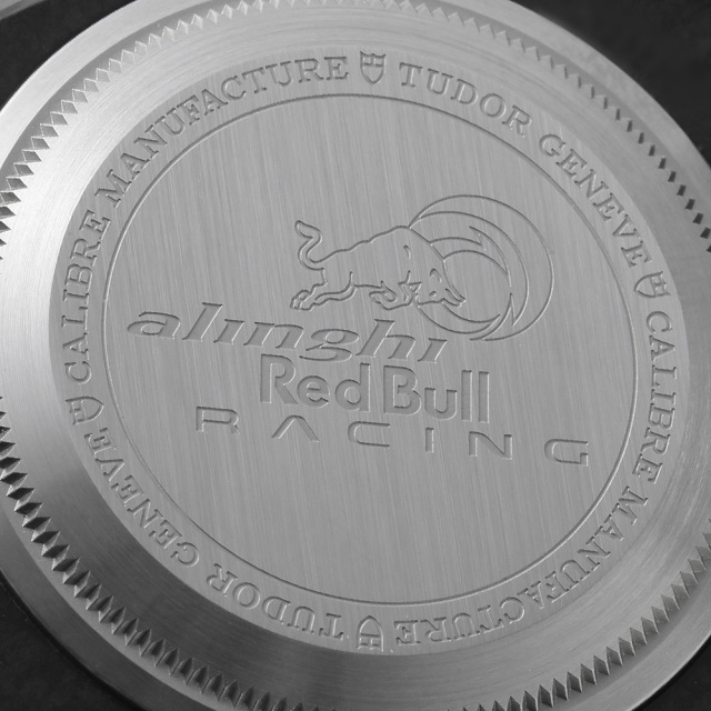 チューダー ペラゴス 25807KN メンズ 中古