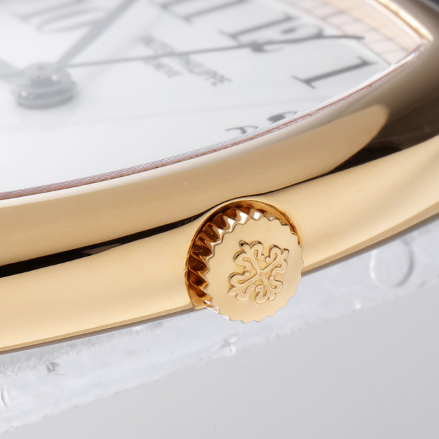 5030J ホワイト PATEK PHILIPPE（パテックフィリップ）ゴンドーロ 中古