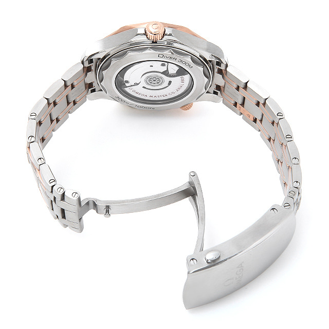 シーマスター ダイバー300M コーアクシャル マスタークロノメーター 210.20.42.20.01.001 サブ画像３