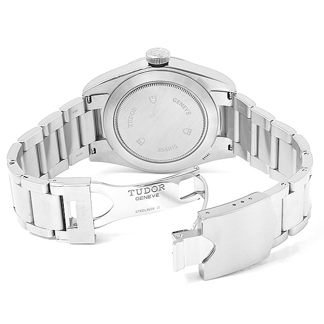 Heritage Black Bay 41 79540 Sub-image 2