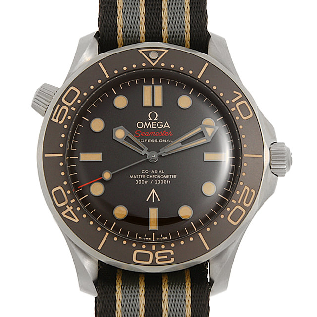 シーマスター ダイバー300M コーアクシャル マスタークロノメーター 42MM 007エディション 210.92.42.20.01.001 メイン画像