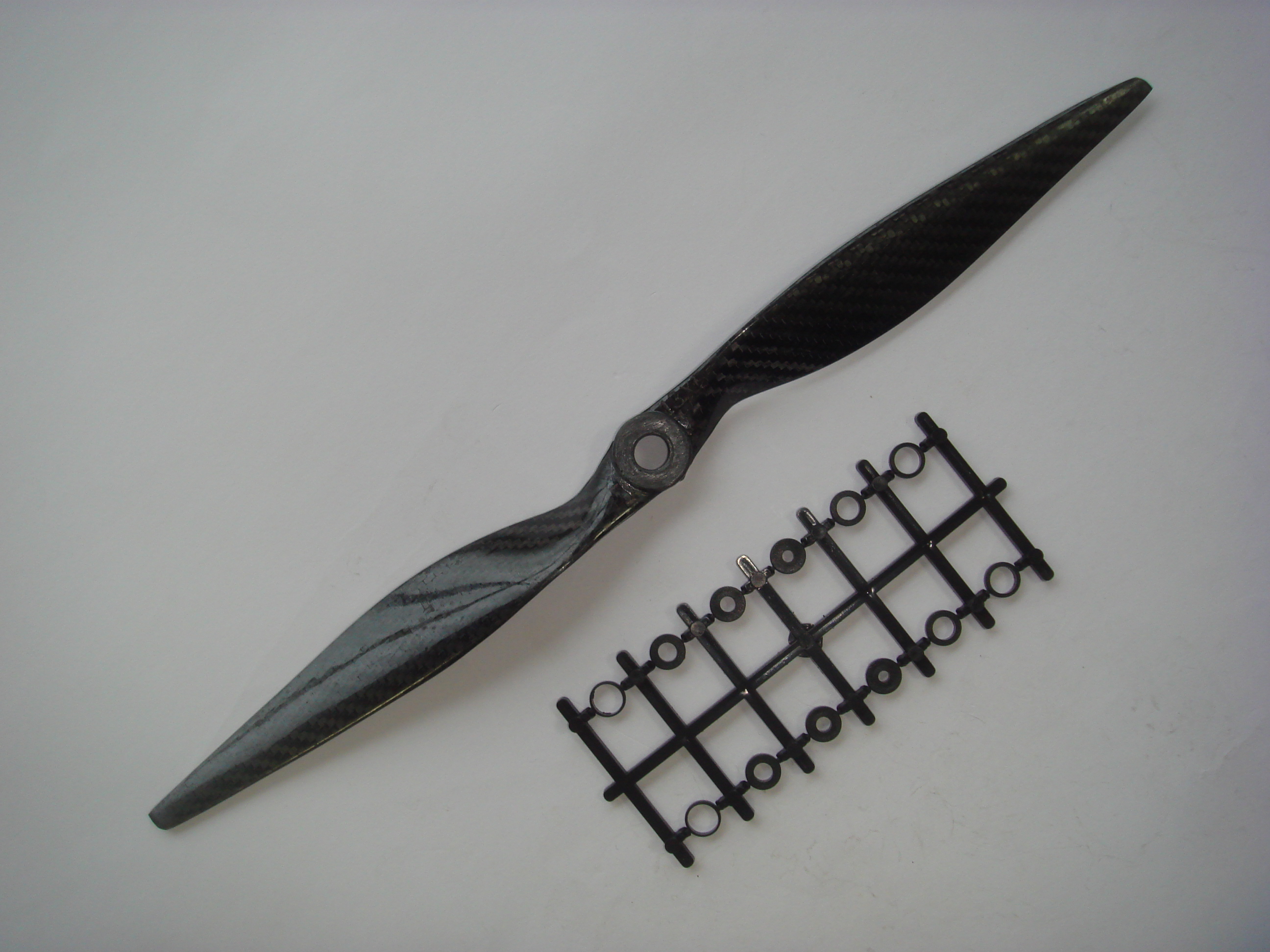 カーボンプロペラEP １３ｘ６