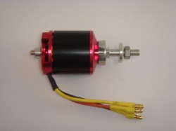 ブラシレスモーター　3648 kv620 3648ブラシレスモーター（PC－6＆T－6用）