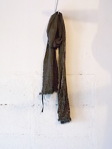 Forme d'expression/Gigliora scarf. [48-152-0002]