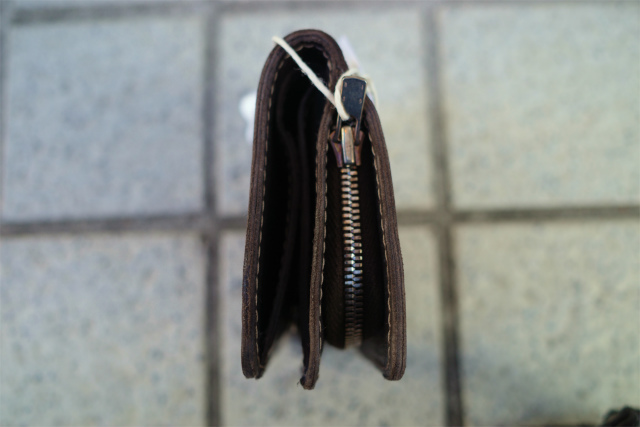 GUIDI/グイディ/C8/PRESSED KANGAROO ZIPPED WALLET [49-232-0001]