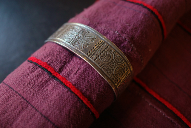 AKHA/BRACELRT 40THB/G [49-113-0090]