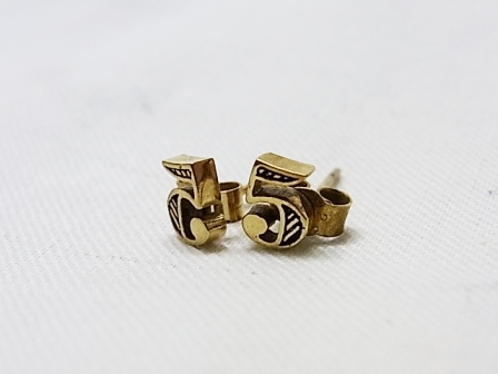 【SALE 40%OFF】Comfort Station:Lucky no.5(studs) gold N5G[49-122-0018]