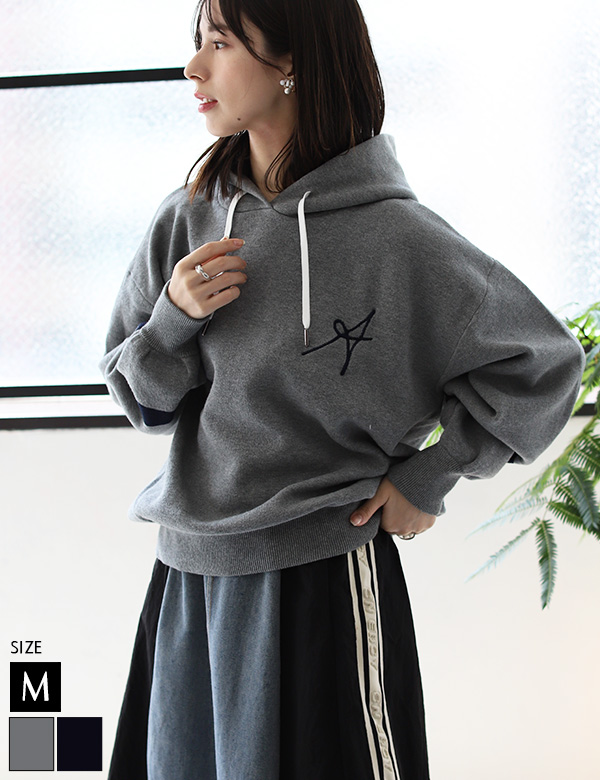 スウェットライクイニシャル刺繍パーカー(39-0327)