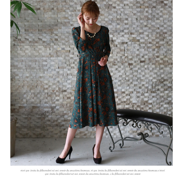 ワンピース 60n 607 Schritto ウエストリボンフラワープリントワンピース 17 A W