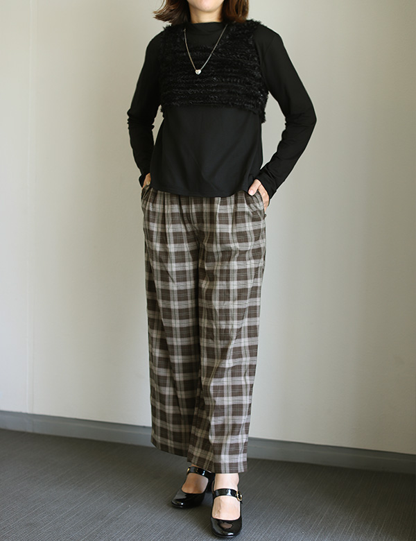 ストレッチゆるテーパードパンツ(243HA0719)