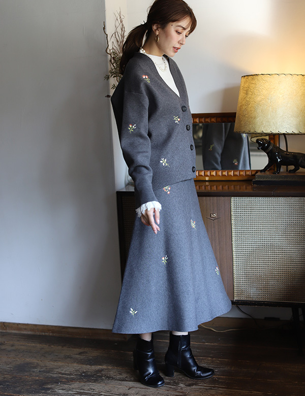 25AW relume ウォッシャブルブラッシュイージーフレアスカート ウォッシャブル タフタギャザーフレアスカート（ロング・マキシ丈