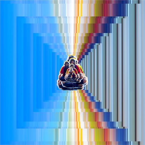 JUU4E / IS（イズ）