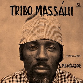 Tribo Massahi / Estrelando Embaixador