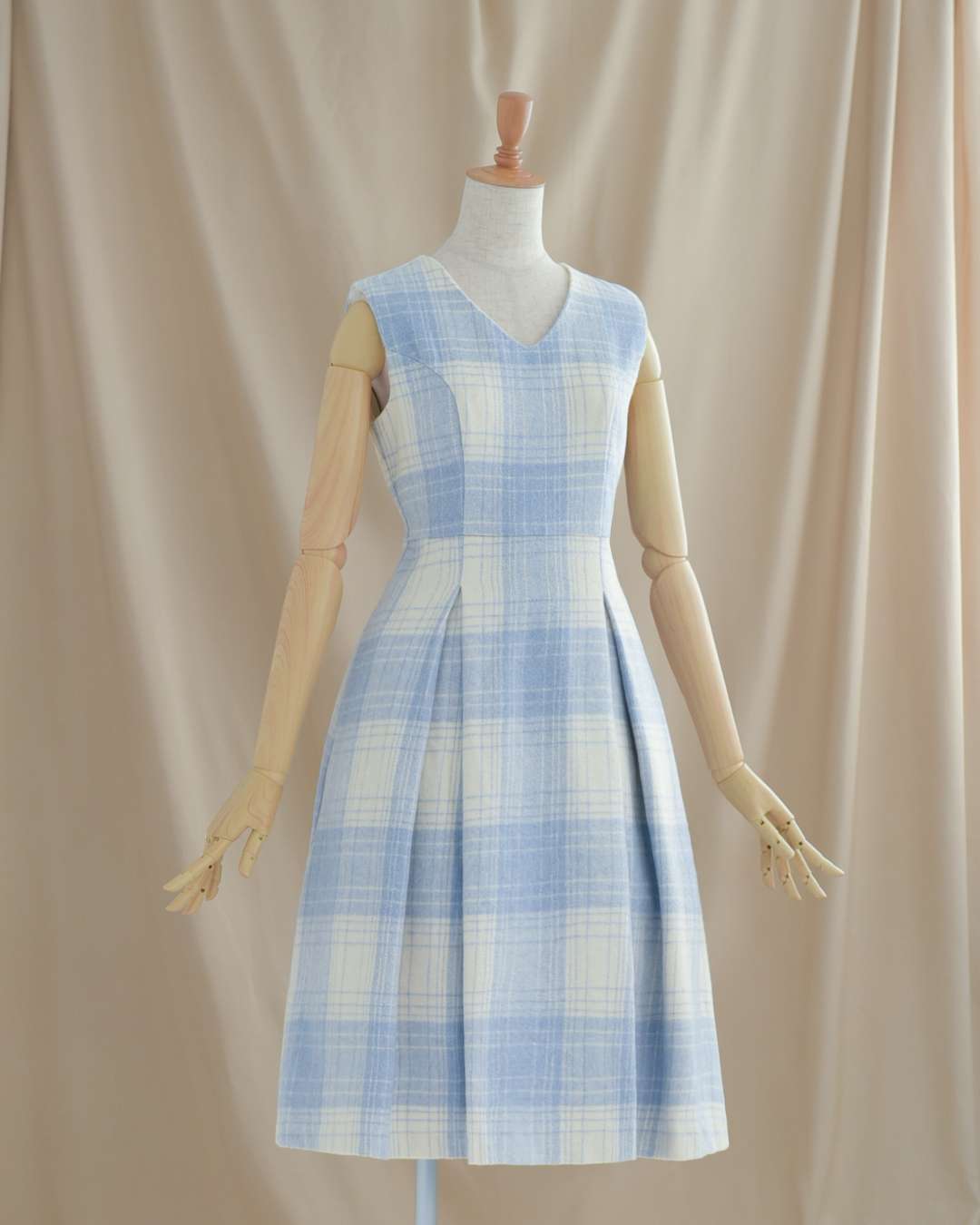 ワンピース ラ・ネージュ】 お色展開：ブルー,ブラック / サイズ展開