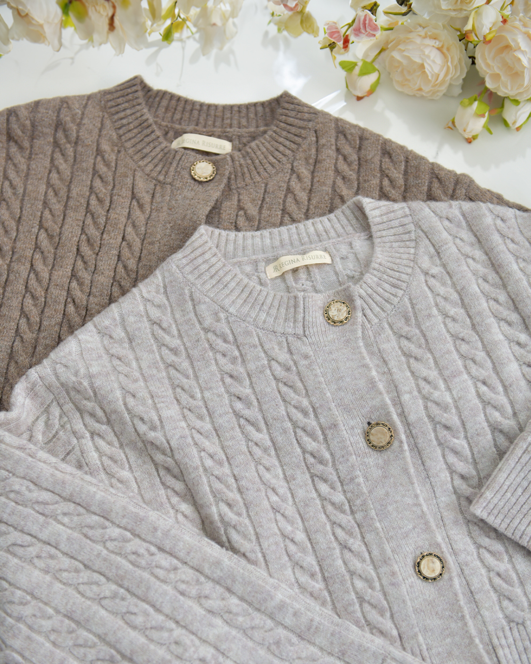 ワンピースに映える冬のふわもちカーディガン。上品で暖かな着心地｜レジーナ【神戸ワンピース専門店】