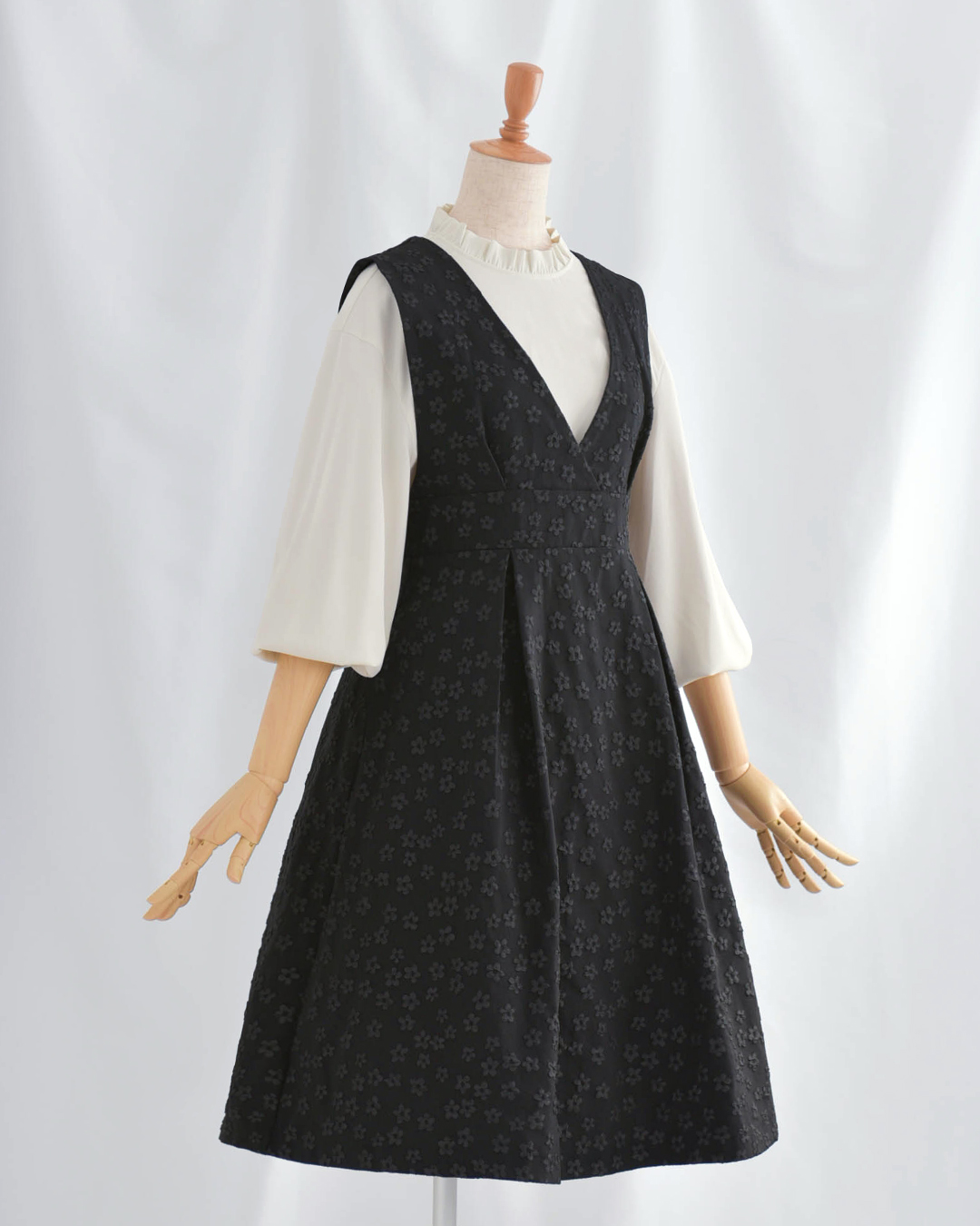 Ray【ワンピース アンジュ】お色展開：ブラック,ホワイト ／ サイズ