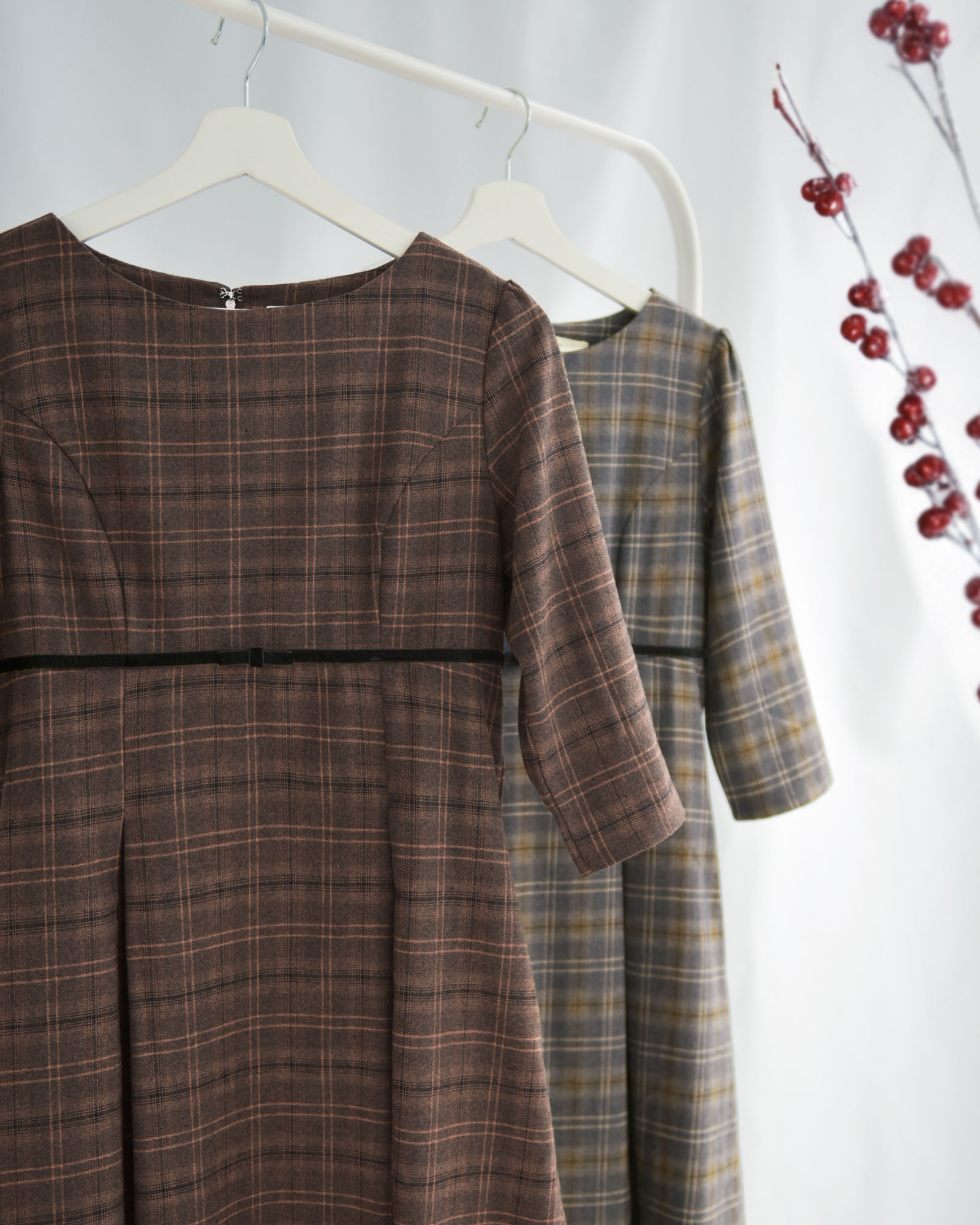 ワンピース クララ】お色展開：グレー,ブラウン ／ サイズ展開：36(SS