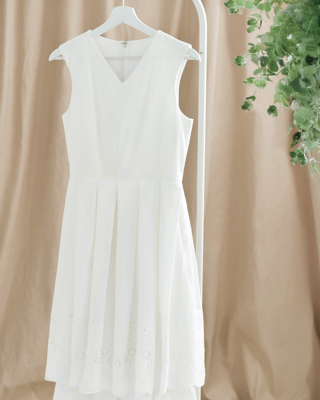 お値引きしました。新品未使用　レジーナロマンティコ　ワンピース　クリーム REGINA RISURRE 【キレイ ワンピ グレース】春 夏 秋 冬 ALL きれいめ