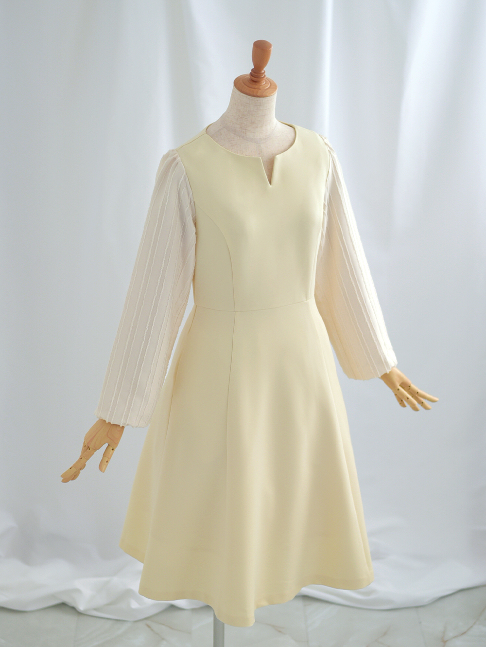 ワンピース ラ フロレゾン】44-a23 お色展開：ブラック,ホワイト