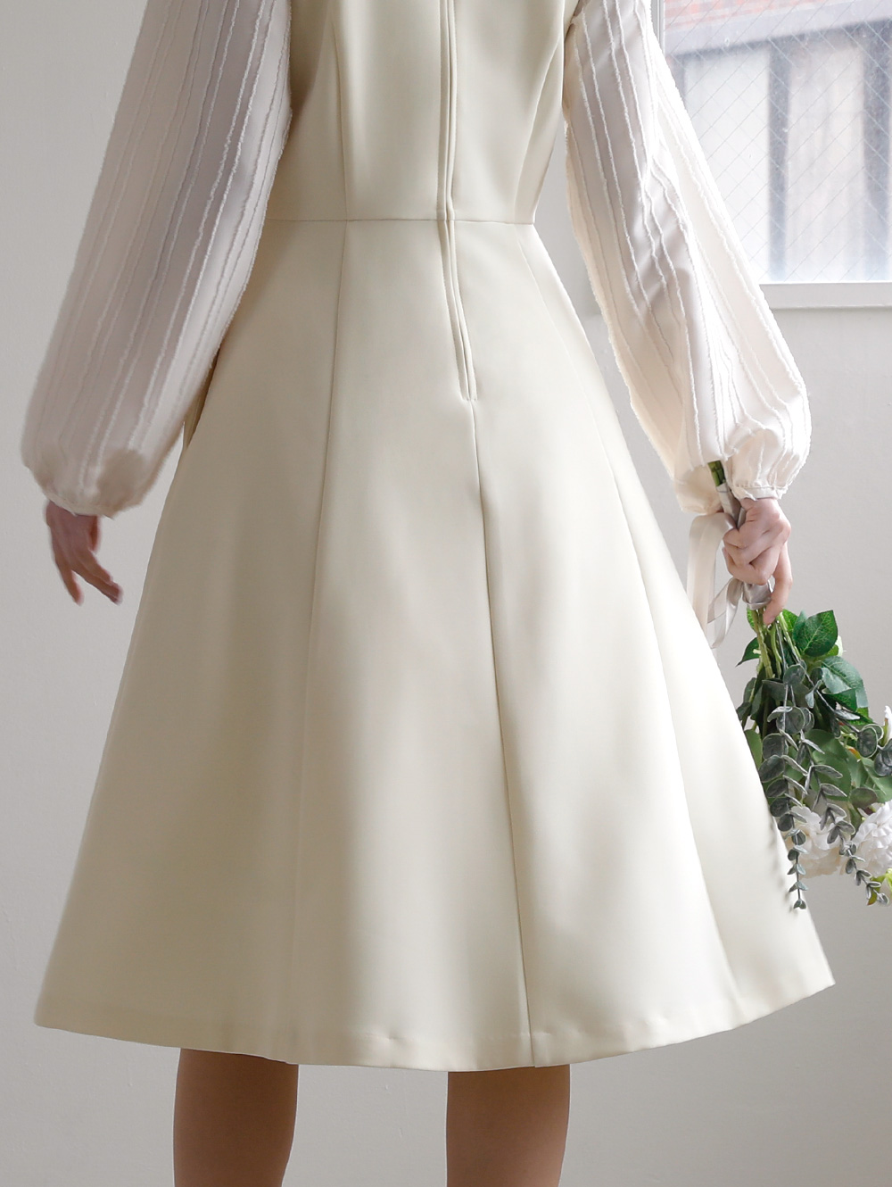 ワンピース ラ フロレゾン】44-a23 お色展開：ブラック,ホワイト