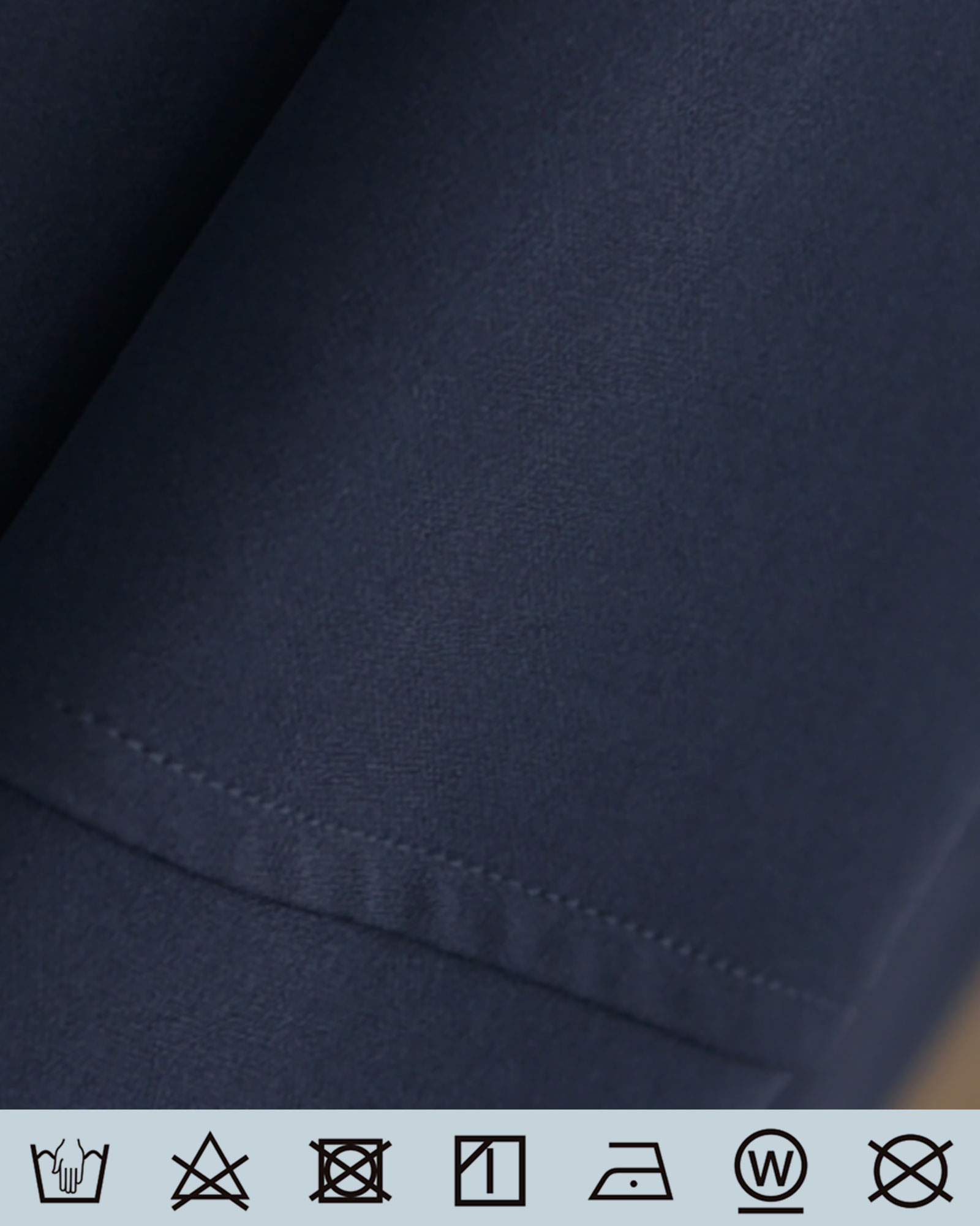 伸縮性と上質な肌触りを備えたプレミアム素材のワンピース｜レジーナ【神戸ワンピース専門店】