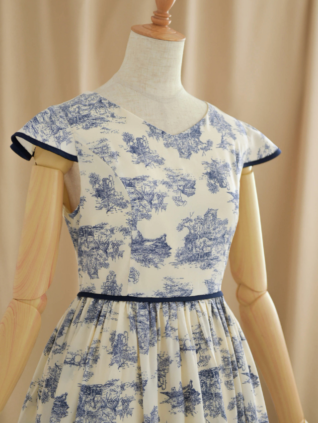 レジーナ【神戸ワンピース専門店】きれいめワンピース,普段着からフォーマルまで対応する上品ワンピース