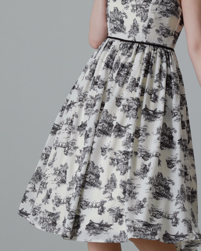 レジーナ【神戸ワンピース専門店】きれいめワンピース,普段着からフォーマルまで対応する上品ワンピース