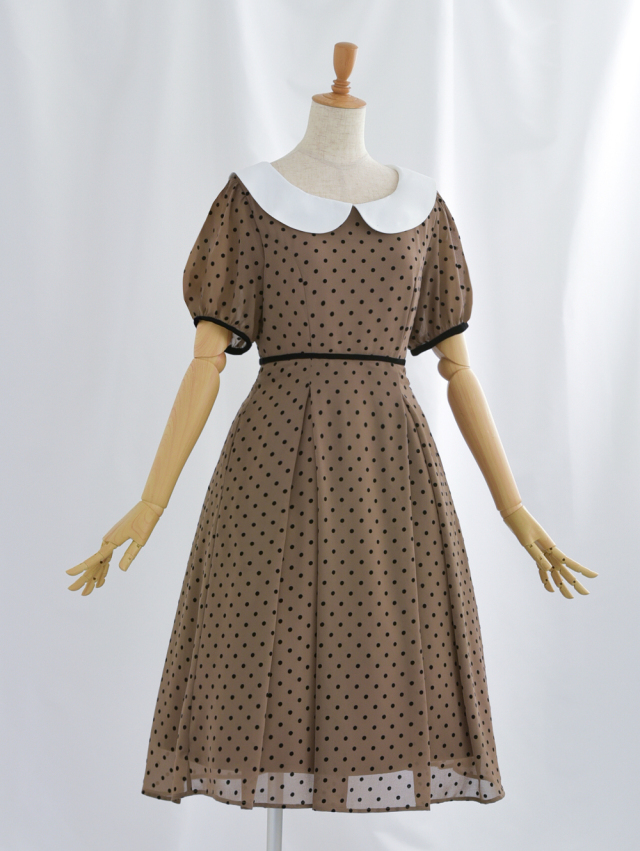 レジーナ【神戸ワンピース専門店】きれいめワンピース,普段着からフォーマルまで対応する上品ワンピース