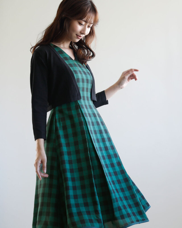 レジーナ【神戸ワンピース専門店】きれいめワンピース,普段着からフォーマルまで対応する上品ワンピース