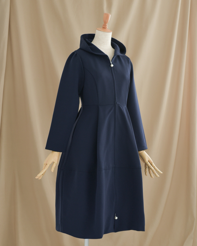 レジーナ【神戸ワンピース専門店】きれいめワンピース,普段着からフォーマルまで対応する上品ワンピース