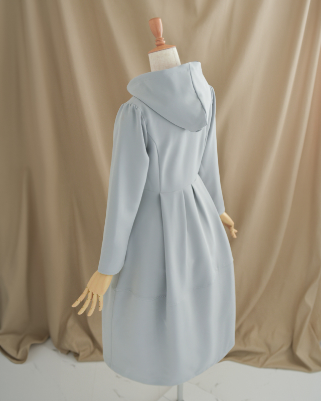 レジーナ【神戸ワンピース専門店】きれいめワンピース,普段着からフォーマルまで対応する上品ワンピース