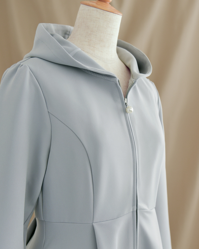 レジーナ【神戸ワンピース専門店】きれいめワンピース,普段着からフォーマルまで対応する上品ワンピース