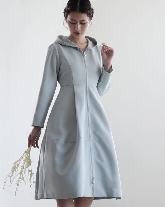 レジーナ【神戸ワンピース専門店】きれいめワンピース,普段着からフォーマルまで対応する上品ワンピース