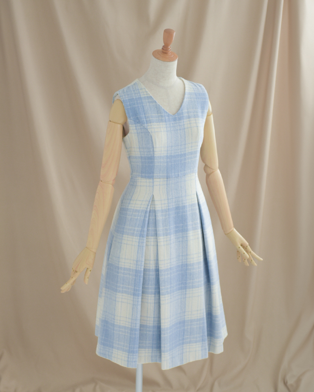 レジーナ【神戸ワンピース専門店】きれいめワンピース,普段着からフォーマルまで対応する上品ワンピース