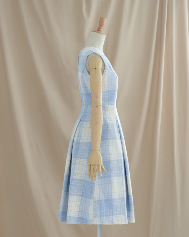 レジーナ【神戸ワンピース専門店】きれいめワンピース,普段着からフォーマルまで対応する上品ワンピース