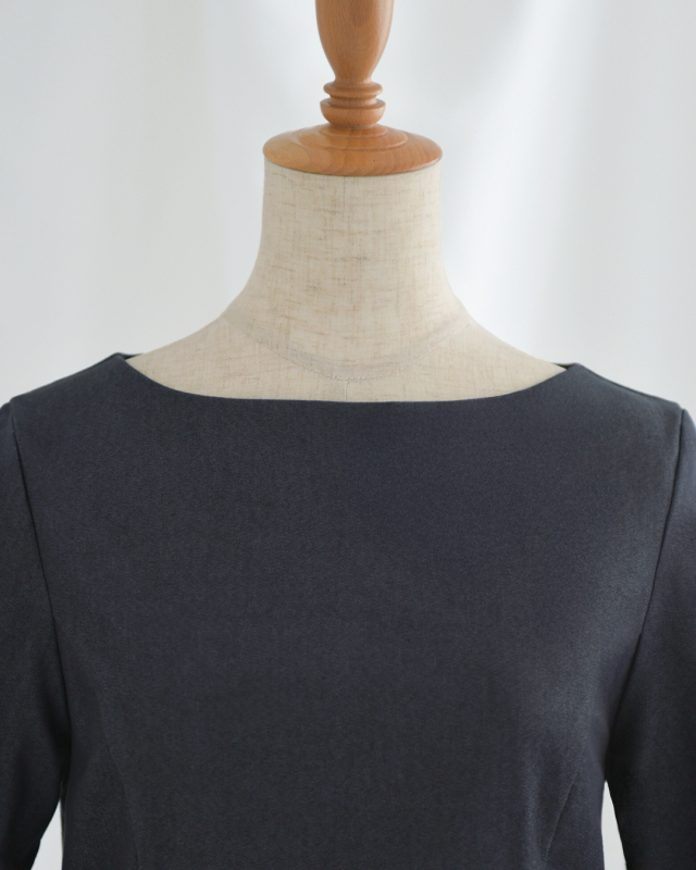 レジーナ【神戸ワンピース専門店】きれいめワンピース,普段着からフォーマルまで対応する上品ワンピース