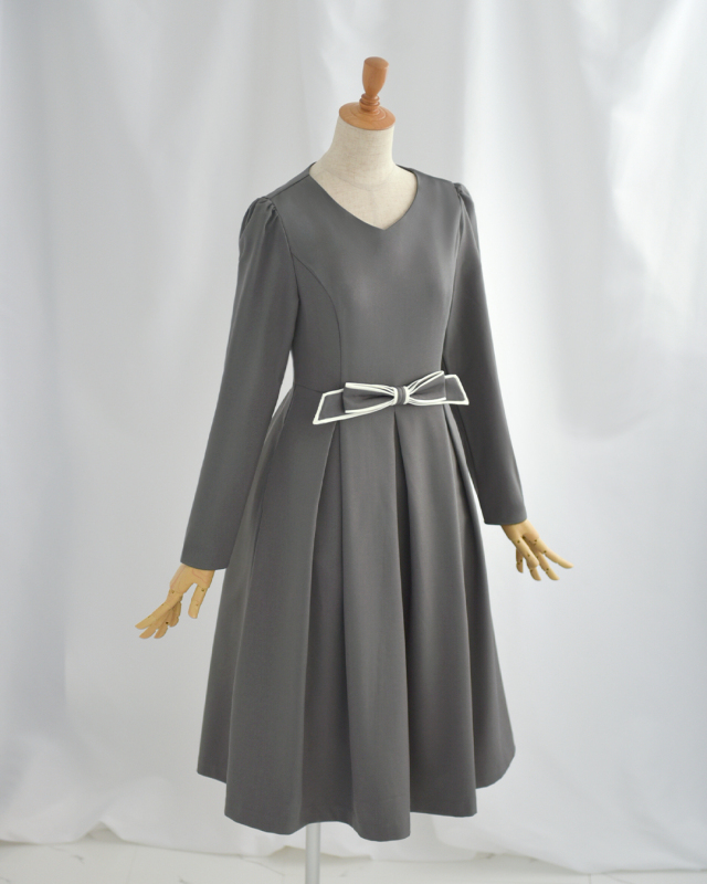 レジーナ【神戸ワンピース専門店】きれいめワンピース,普段着からフォーマルまで対応する上品ワンピース