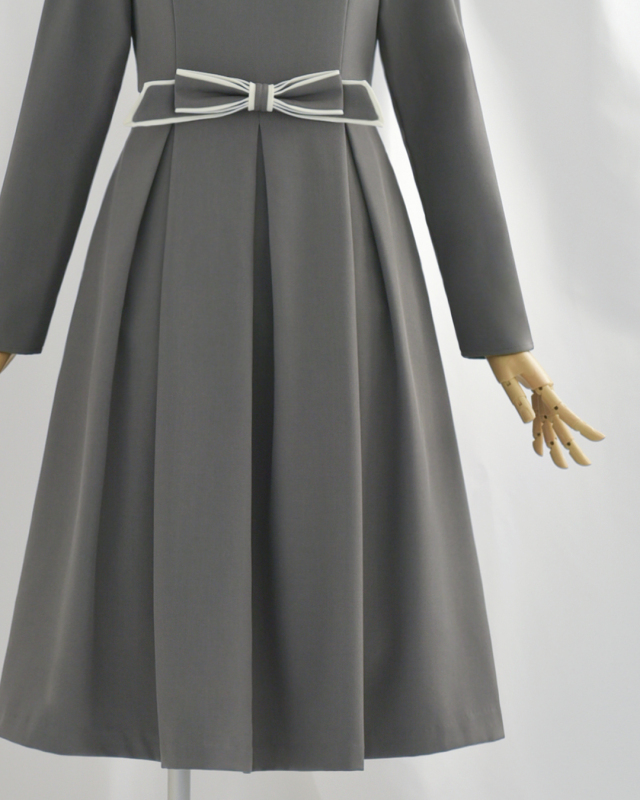 レジーナ【神戸ワンピース専門店】きれいめワンピース,普段着からフォーマルまで対応する上品ワンピース