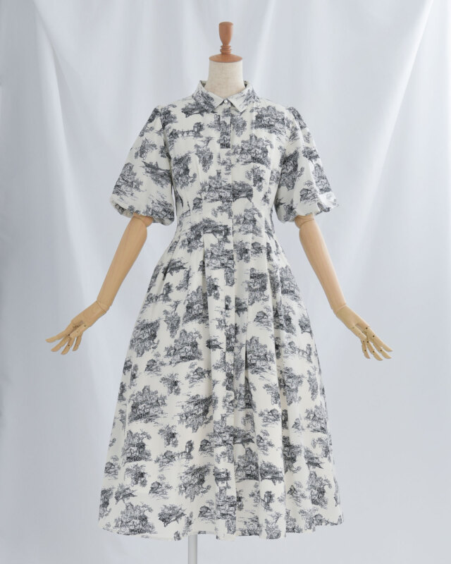 柔らかく上品なベージュ。顔周りを明るく華やかに彩ります。