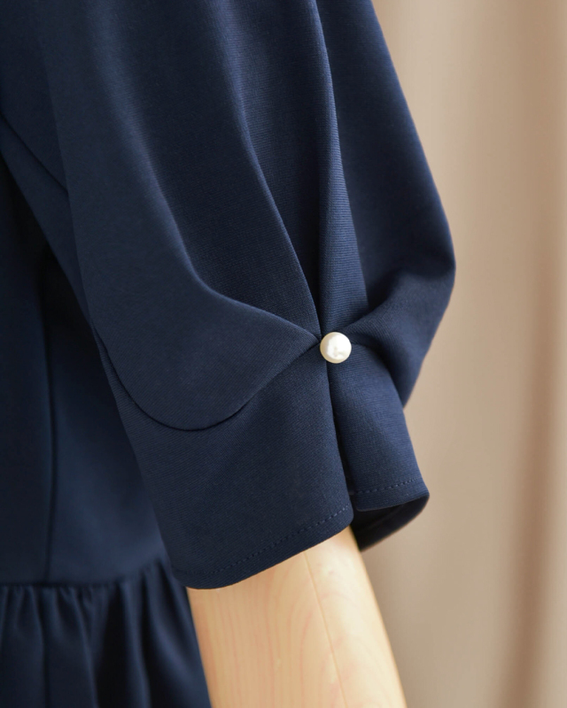 レジーナ【神戸ワンピース専門店】きれいめワンピース,普段着からフォーマルまで対応する上品ワンピース