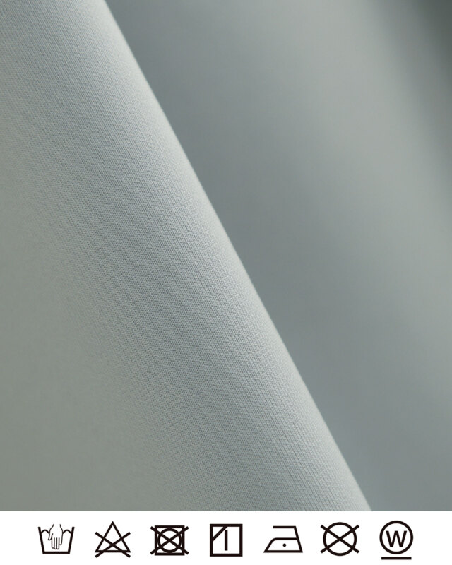 しっとり柔らかなエアリー・ボンディング素材