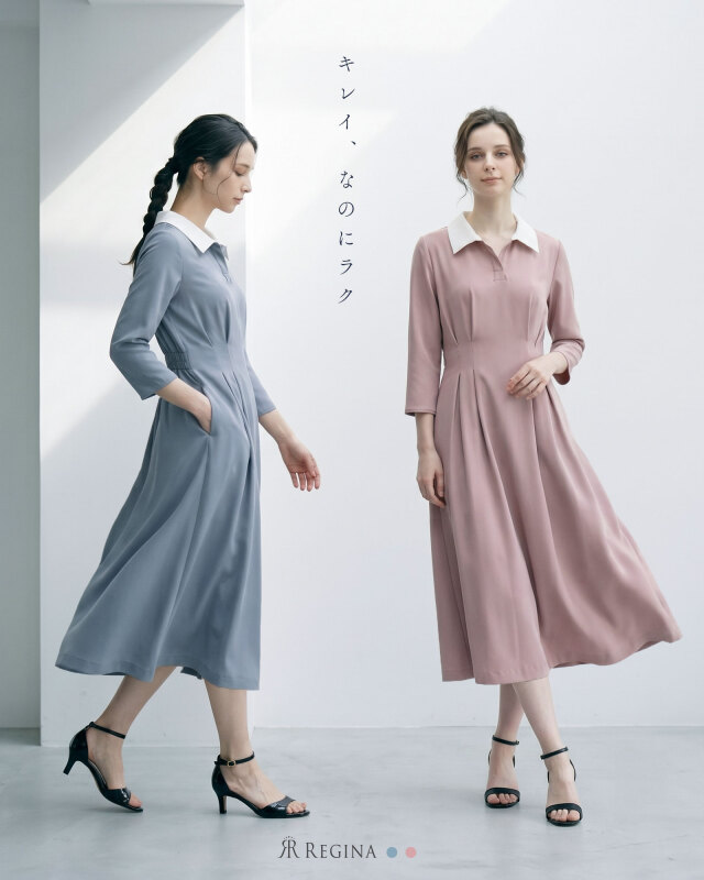 ロング丈の襟付きフィットアンドフレアワンピースを着た2人の女性｜レジーナ【神戸ワンピース専門店】