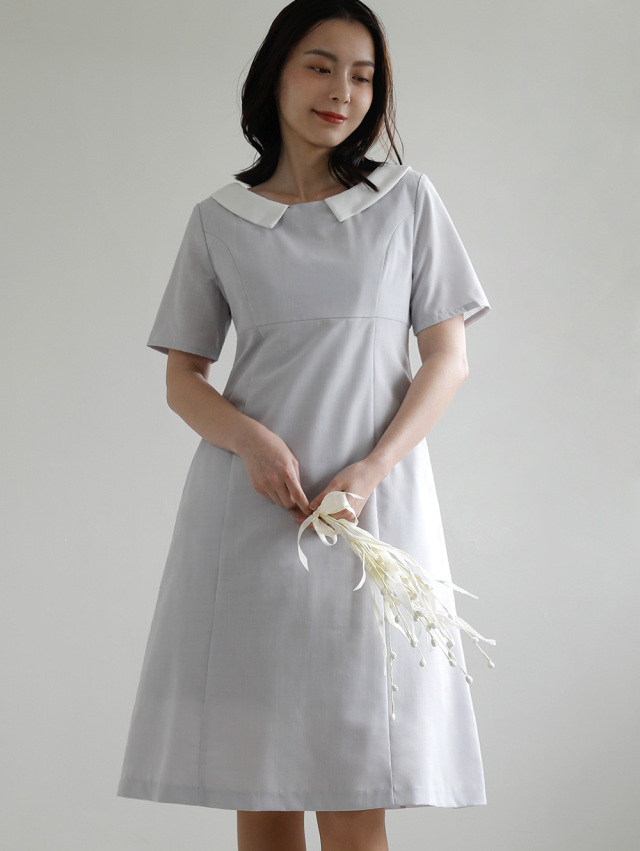 襟付ききれいめ半袖ワンピース