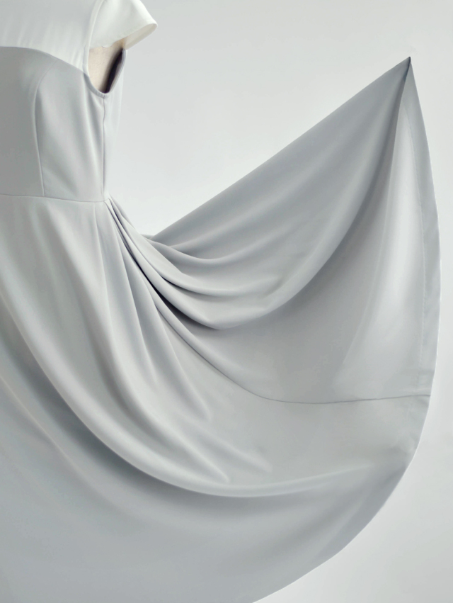 レジーナ【神戸ワンピース専門店】きれいめワンピース,普段着からフォーマルまで対応する上品ワンピース