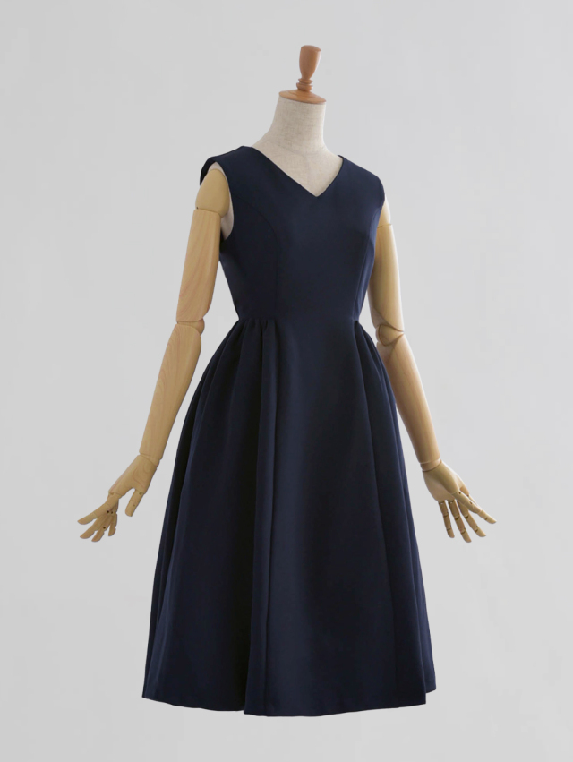 レジーナ【神戸ワンピース専門店】きれいめワンピース,普段着からフォーマルまで対応する上品ワンピース